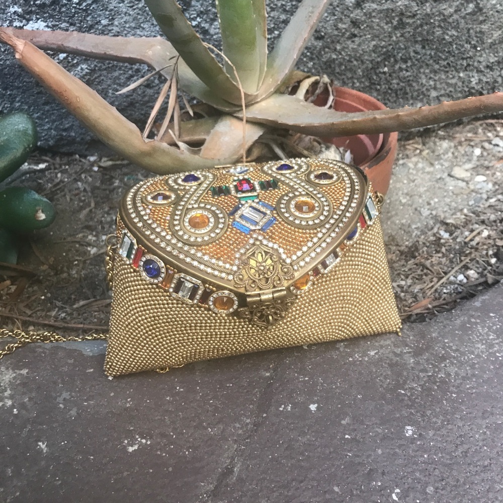 M&J Hansen designs RARE artisan festival purse